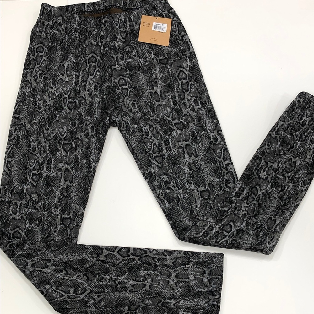 Just Cozy Snake Print Leggings - XS - NWT